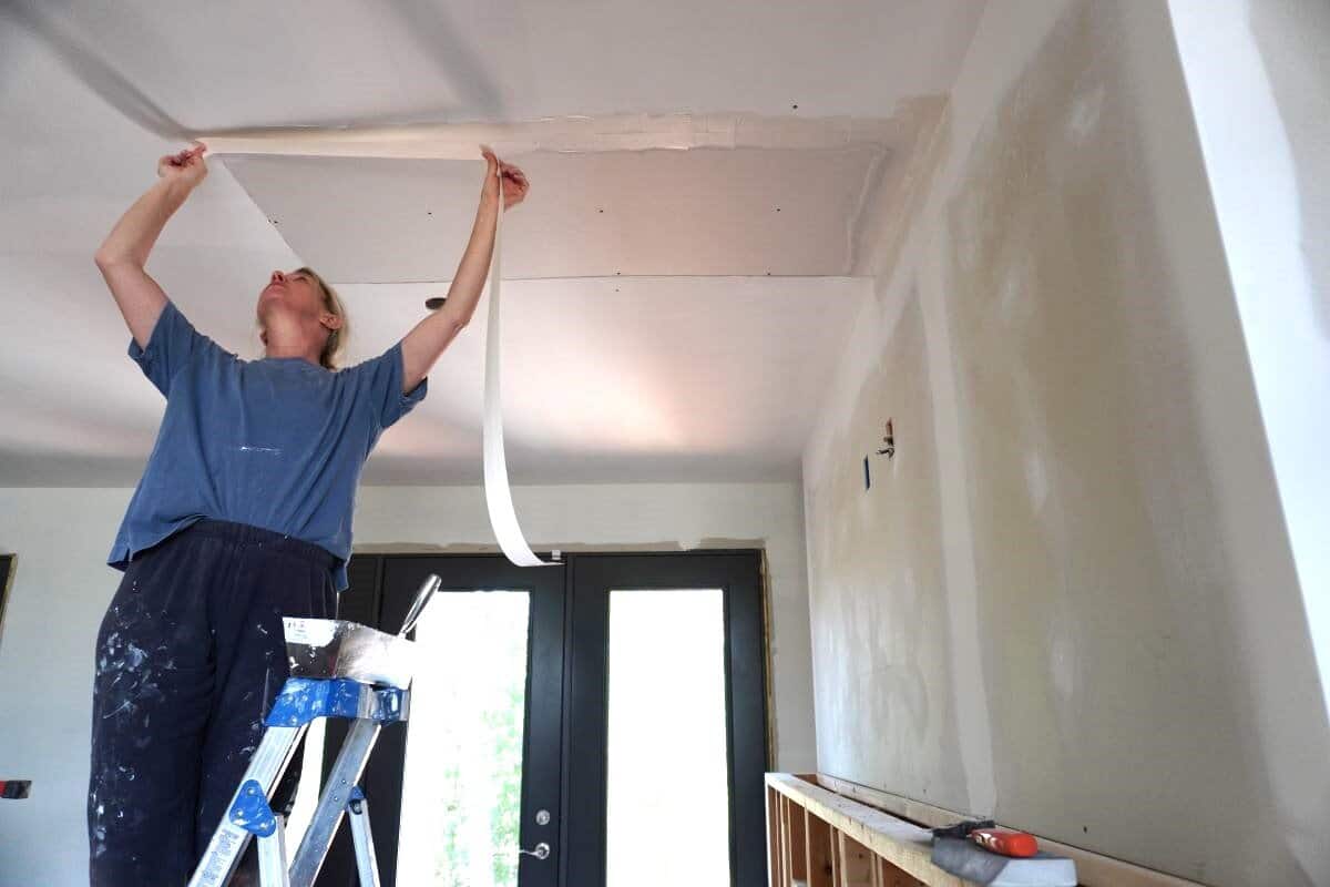 How to Patch a Small Hole in Drywall (And Large) - This Renovated